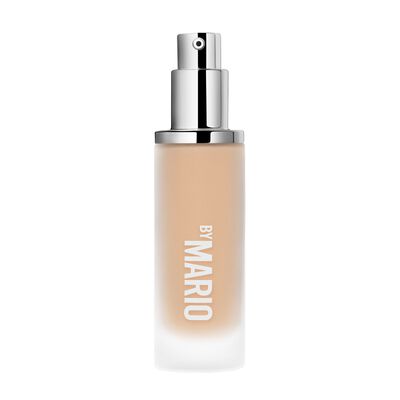 SURREALSKIN&reg; NATURAL FINISH FOUNDATION (BASE DE LARGA DURACI&Oacute;N CON ACABADO NATURAL)